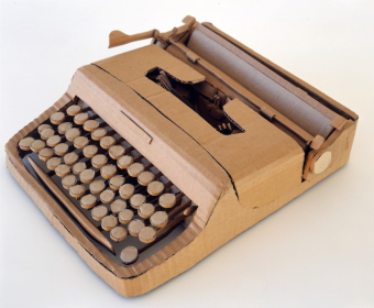 gallery/typewriter (lettera22)